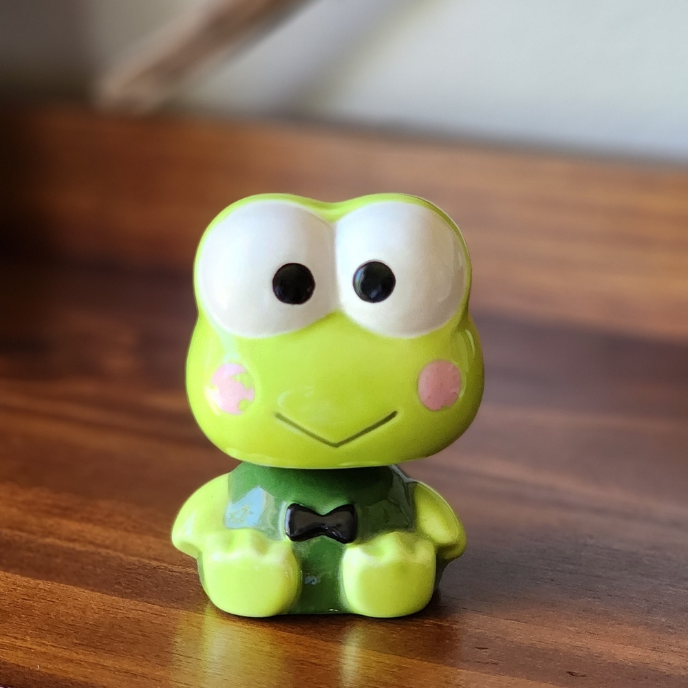 Rare Keroppi Ceramic Bobble Head